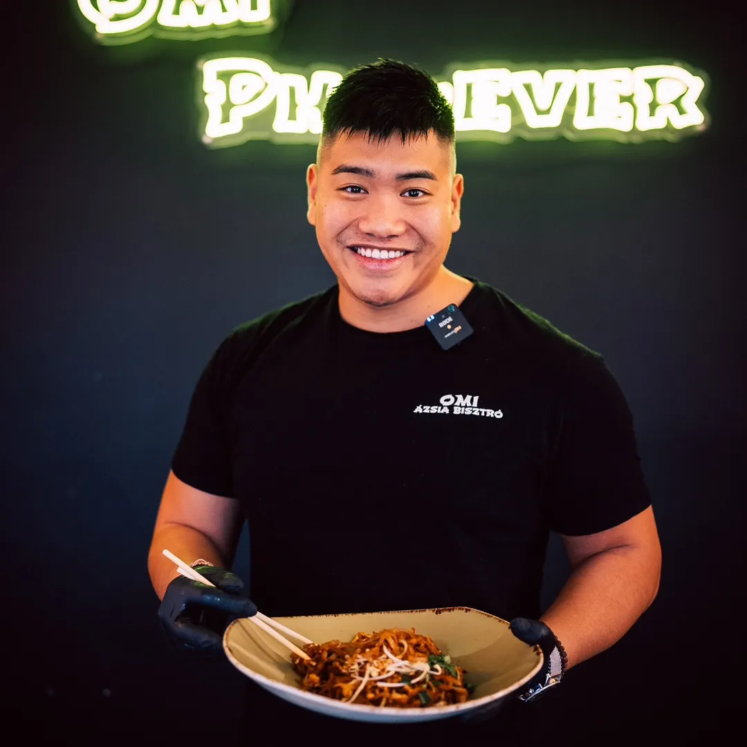 TuTuan🍜 🍱 tutuan0310