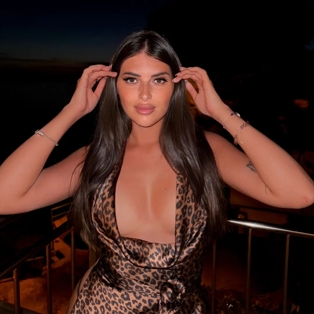 sasnoemi sasnoemi